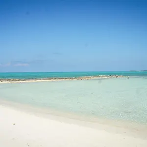 Small Hope Bay Hotel